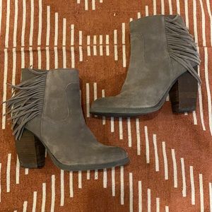 Sbicca grey fringe bootie